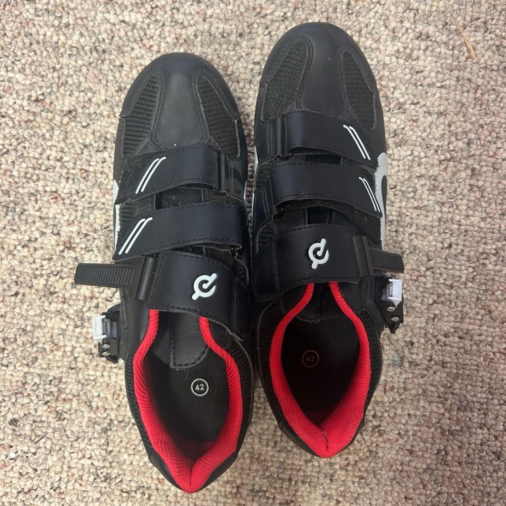Peloton cycle shoes